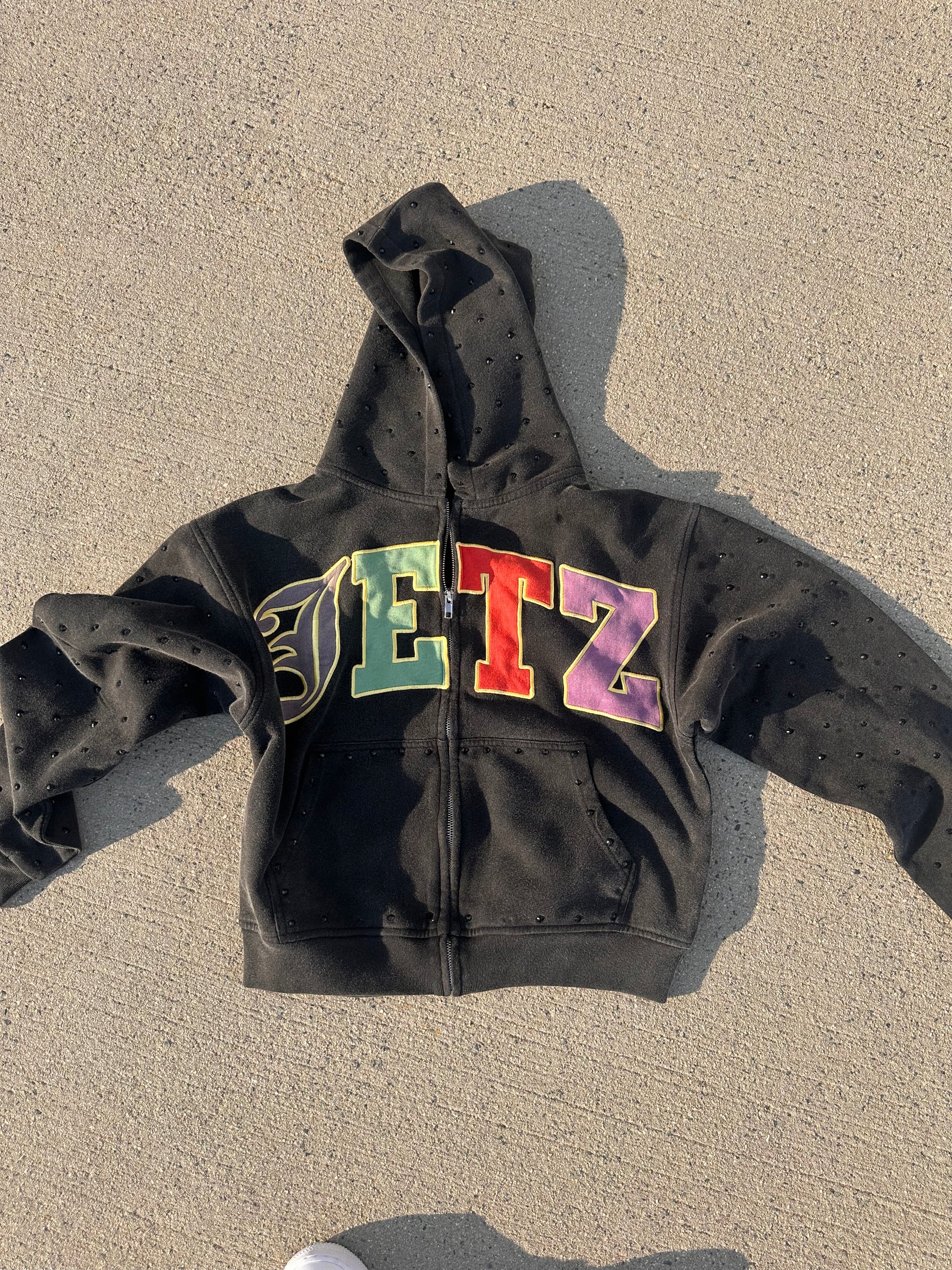 JETZ ZIP UP (PREORDER)🔥